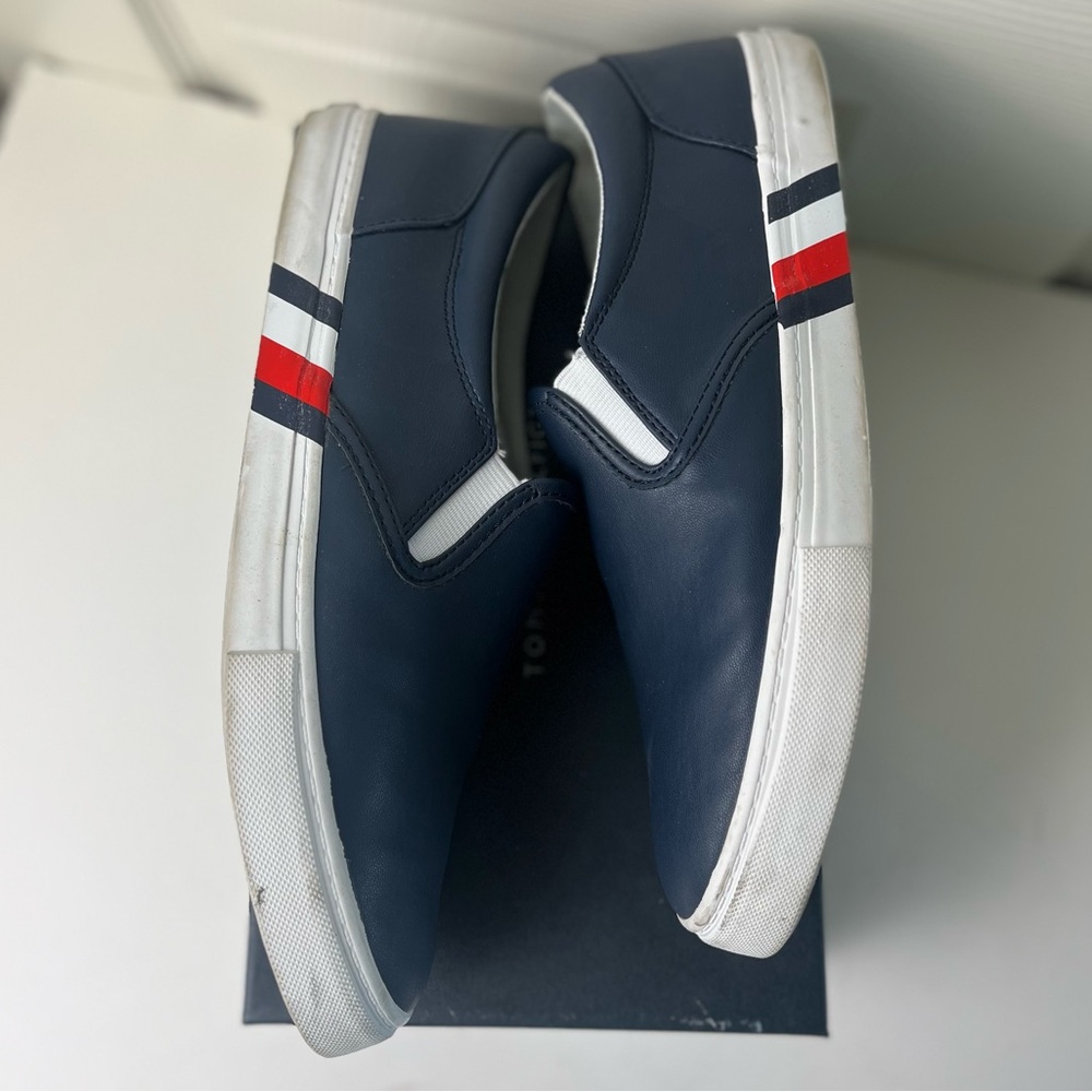 Tommy Hilfiger slip ons - Picture 6 of 6